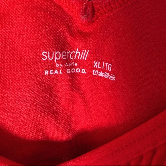 Aerie Superchill Vivid Red Sports Bra - Picture 2 of 2